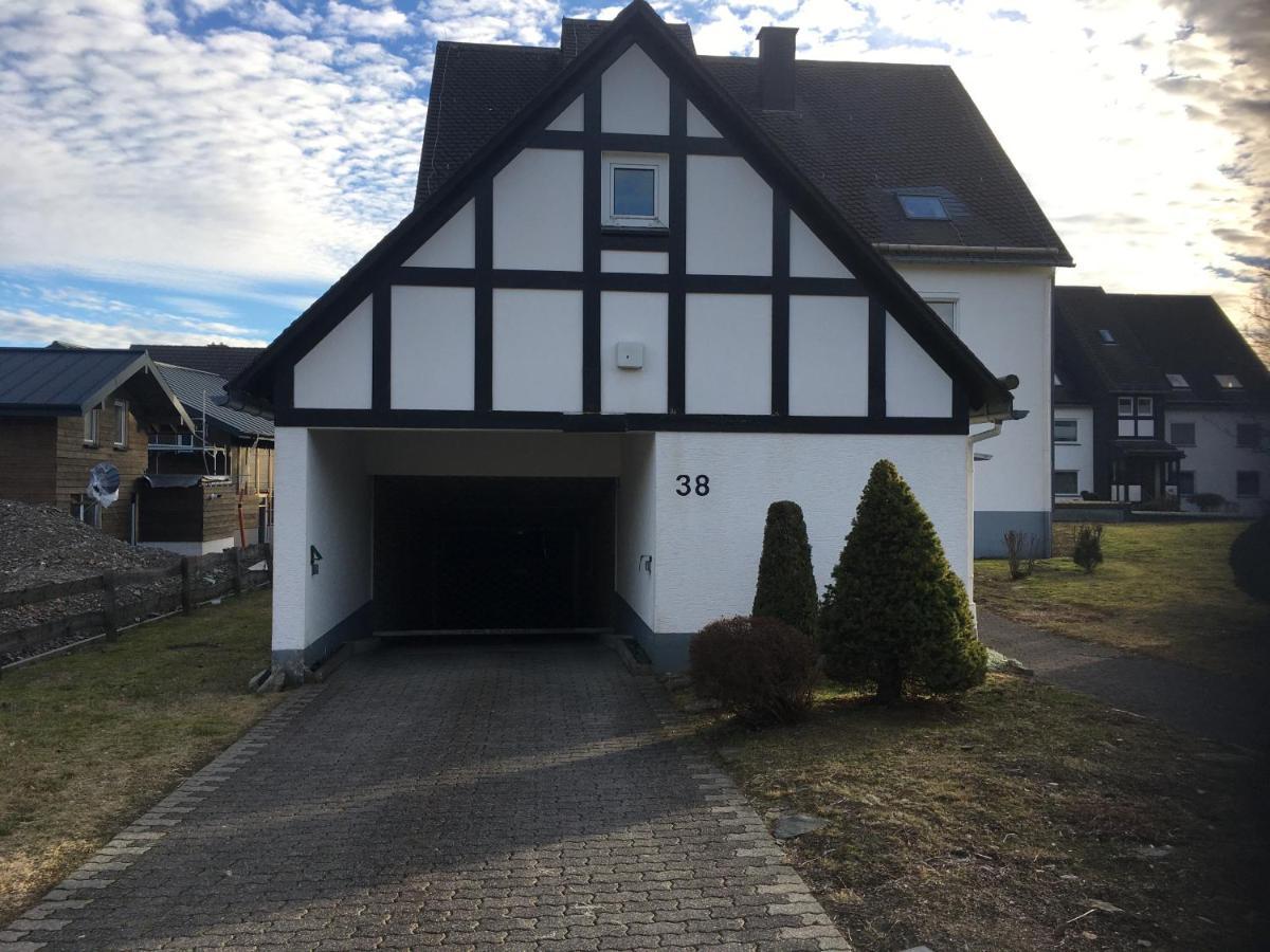 Appartement An Der Erlebniskappe Mit Fahrradkeller Winterberg Exterior foto